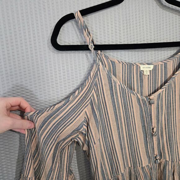 En Crème Womens Striped Cold Shoulder Button Up Tunic Top Size XS Frilly Ruffled - Picture 2 of 7